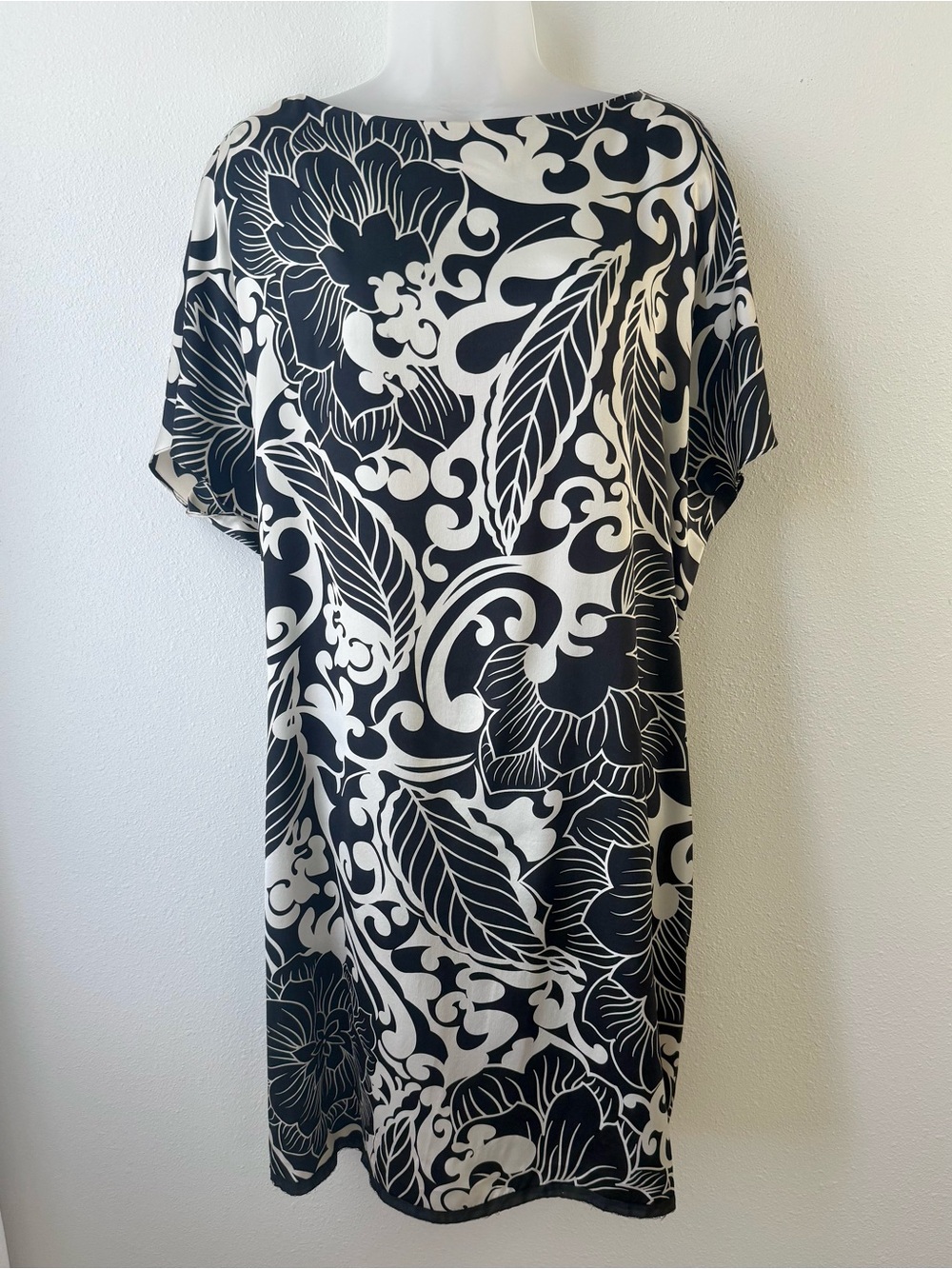 Ali Ro 100% Silk Floral Mini Dress Oversized Black White 4